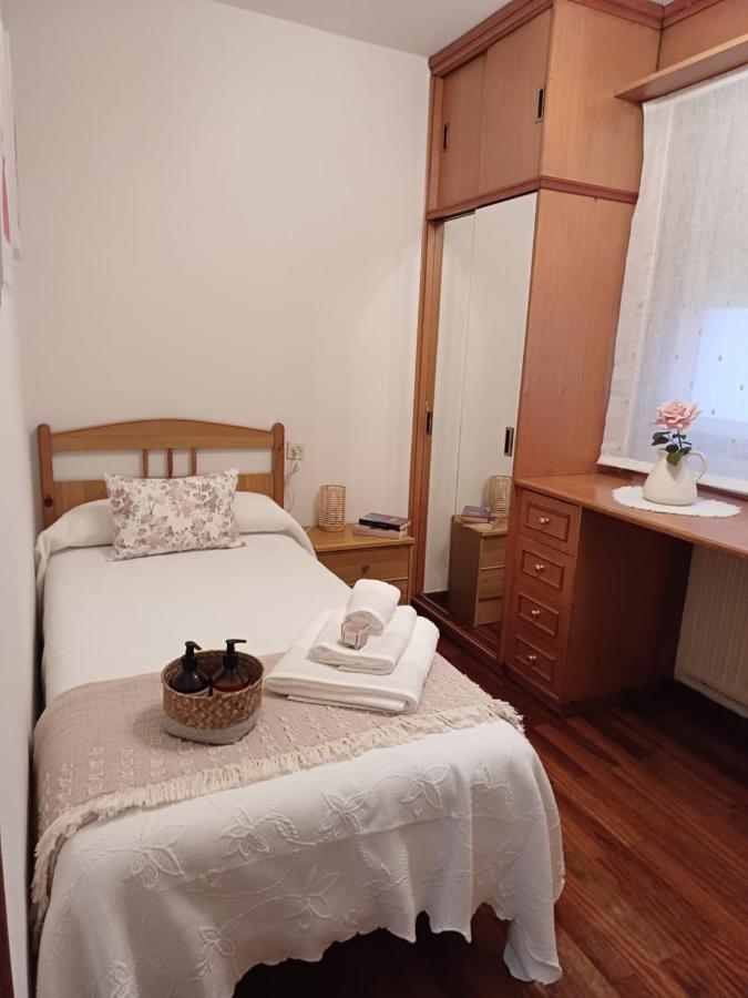 Apartamento Penedo, Camino Portugus-Con Plaza De Garaje Gratis 圣地亚哥－德孔波斯特拉 外观 照片