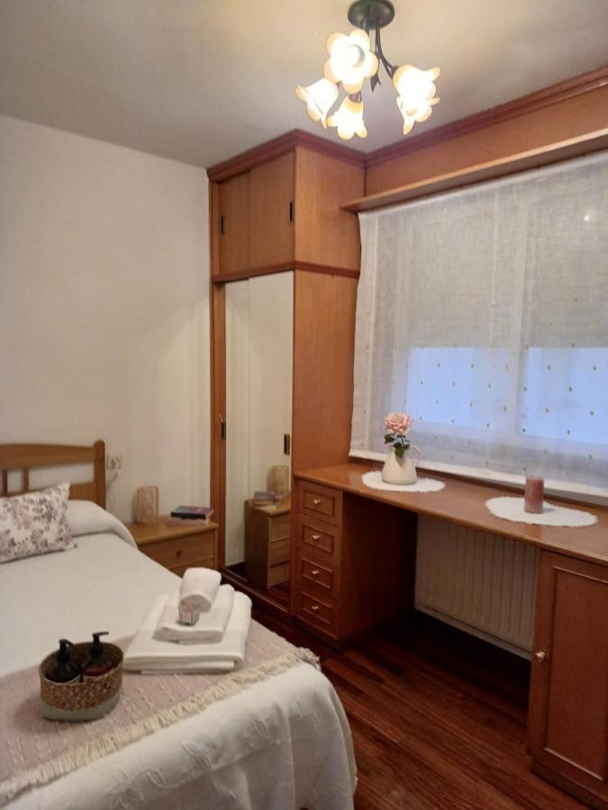 Apartamento Penedo, Camino Portugus-Con Plaza De Garaje Gratis 圣地亚哥－德孔波斯特拉 外观 照片